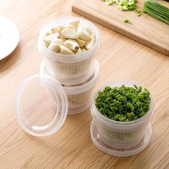 Small Round Food Storage Container with Strainer