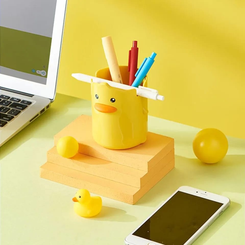 Cartoon Cute Yellow Duck Pen Holder