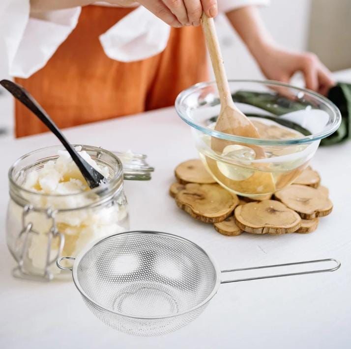 STAINLESS STEEL HIGH QUALITY MESH COLANDER FRUIT AND VEGETABLE BASKET WITH LONG HANDLE