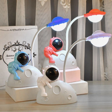 Desk lamp LED On/Off Switch Student Rechargeable Led Table Lamps Eye Protection Lamp (Astronaut)