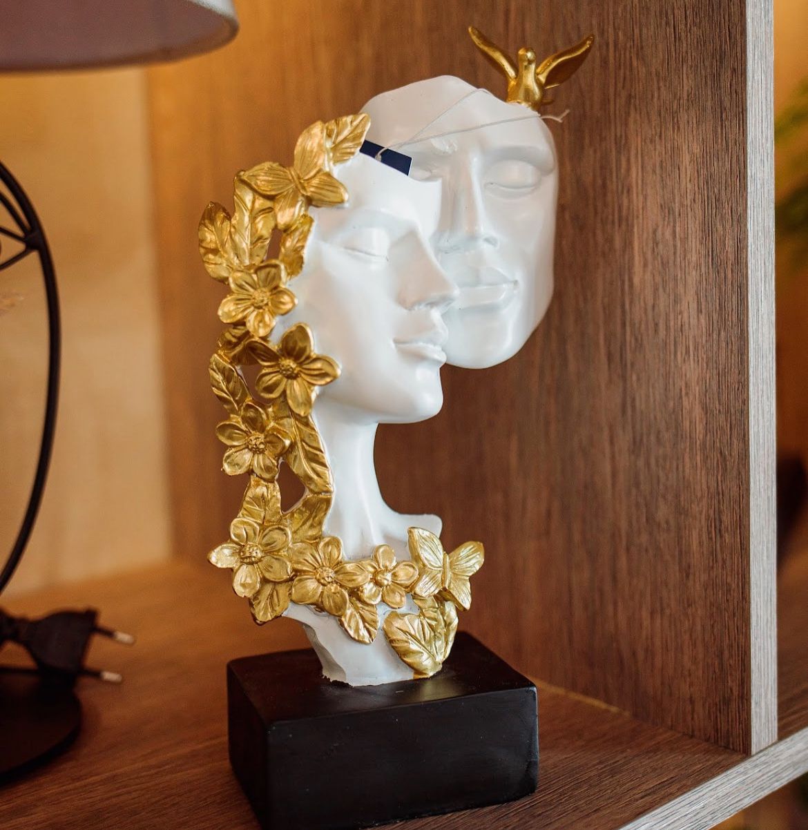 3D Fibre Face Sculpture