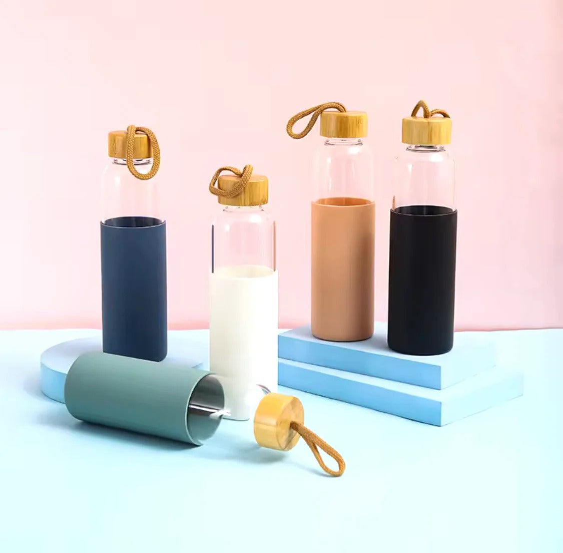 Single Layer Glass Bottle With Silicone Cover