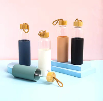 Single Layer Glass Bottle With Silicone Cover