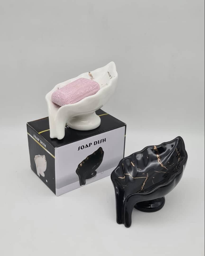 Leaf-Shaped Ceramic Self-Draining Soap Dish