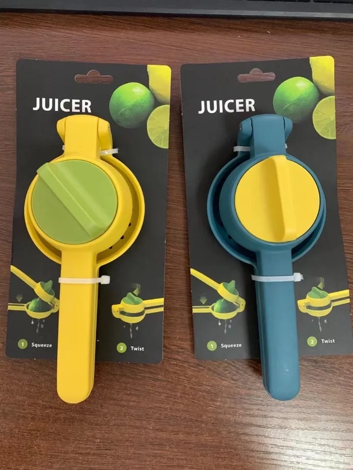 Handheld Citrus Juice Squeezer